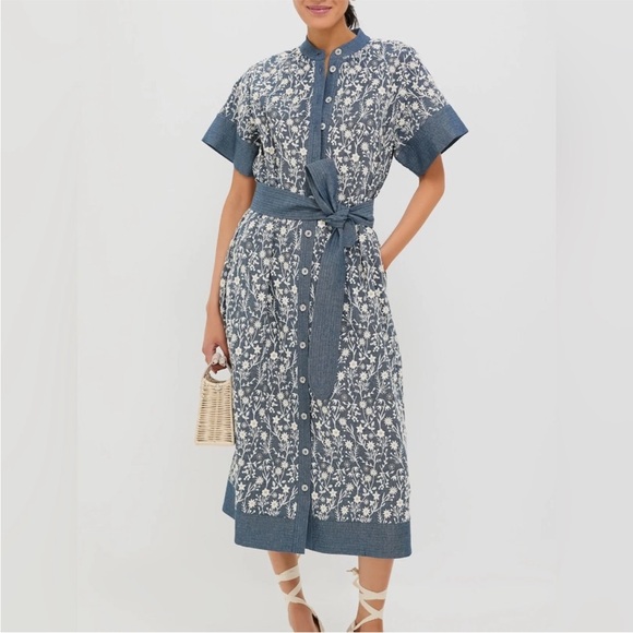 Tuckernuck Dresses & Skirts - Tuckernuck Prescott Embroidered Chambray Dress size XL
